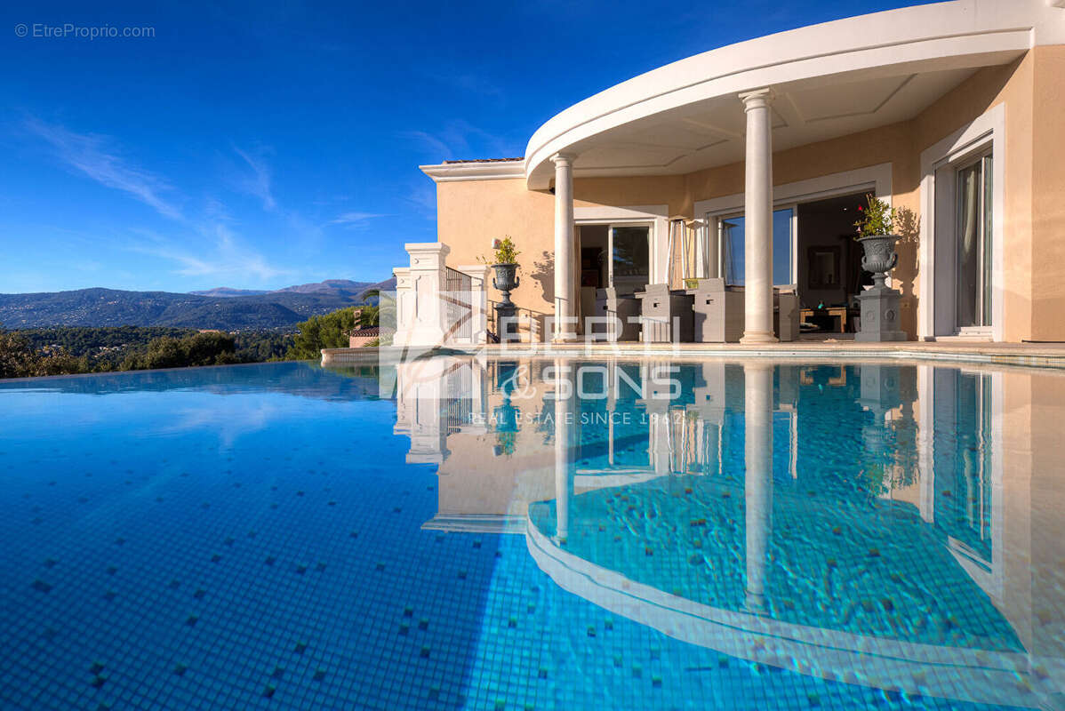 Maison à MOUANS-SARTOUX