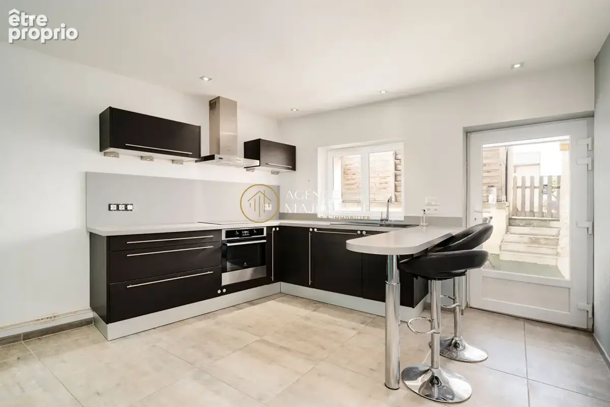 Le charme de l'ancien, le confort contemporain, le tout sans travaux ! - photo 6