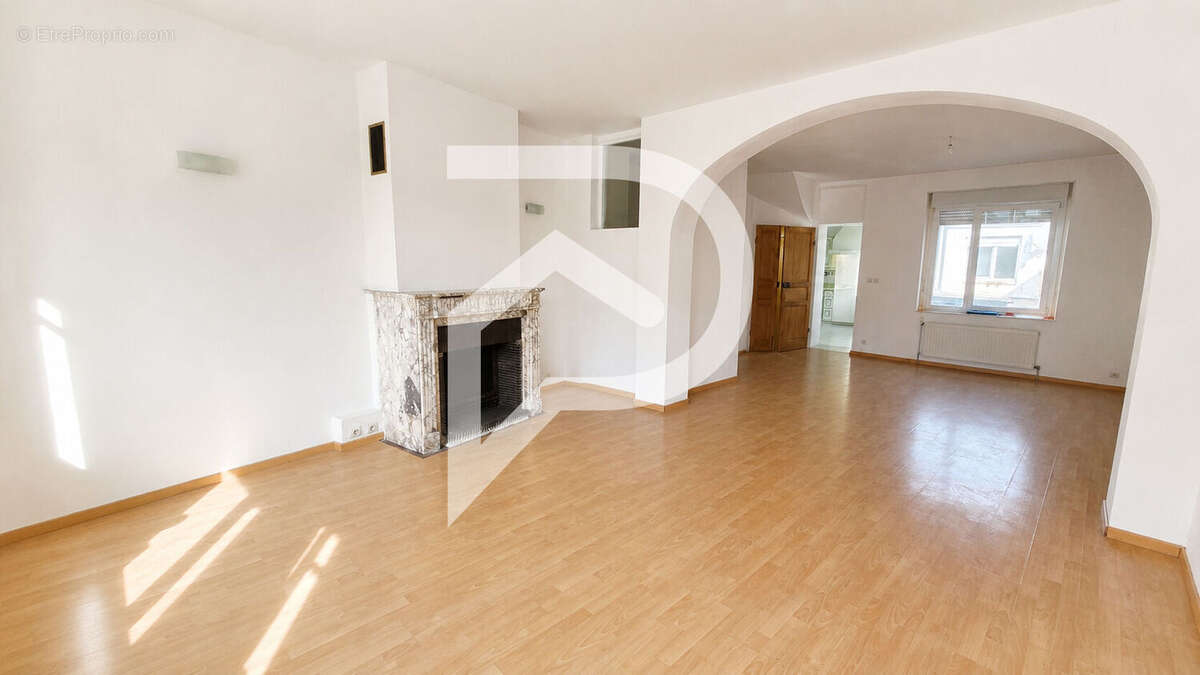 Immeuble Denain 10 pièce(s) 225 m2 - photo 8