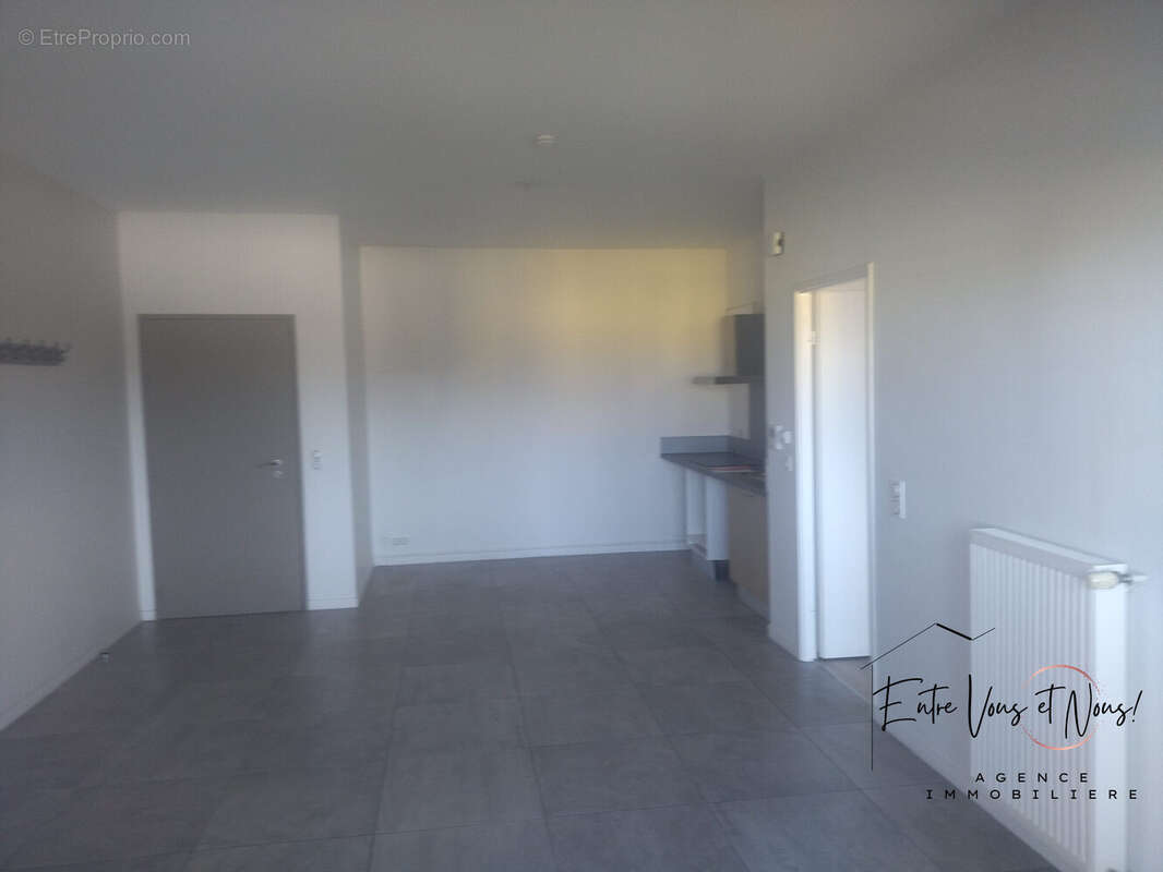 Appartement à POMPIGNAC