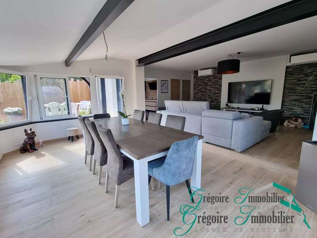 Maison à MONTIGNY-SUR-LOING