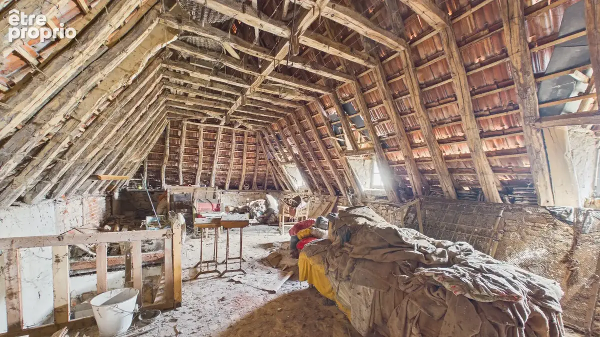 Maison de village en pierre à rénover avec cour intérieure, four à pain et dépendance - photo 15