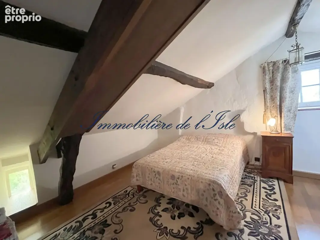 Ensemble de caractere - photo 8