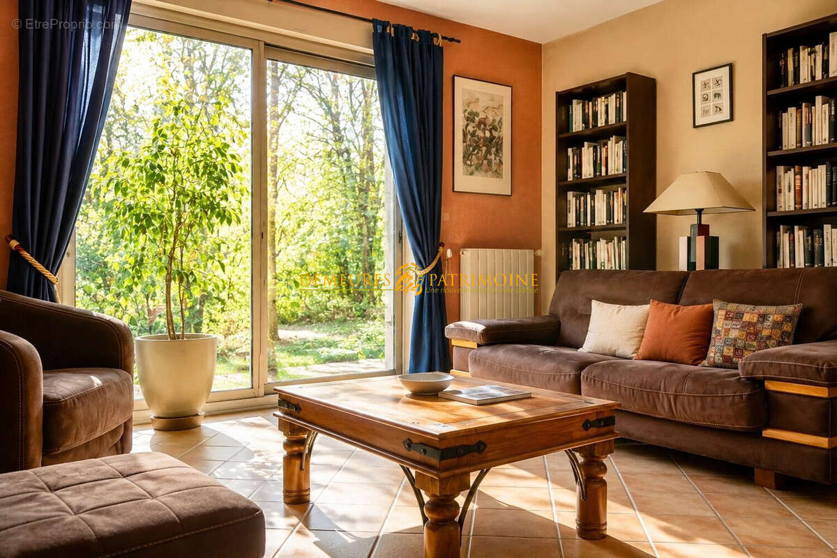 Maison à MOUTHIERS-SUR-BOEME