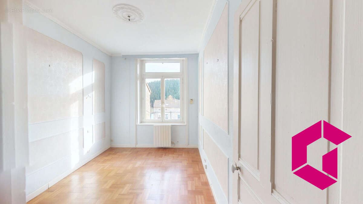 Maison à LA SEAUVE-SUR-SEMENE