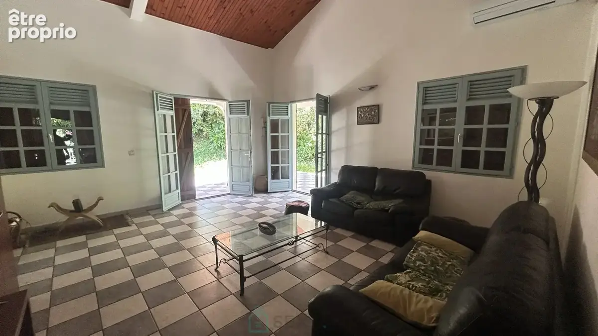Secteur recherche, potentiel locatif, ideal famille ou investissement - photo 4