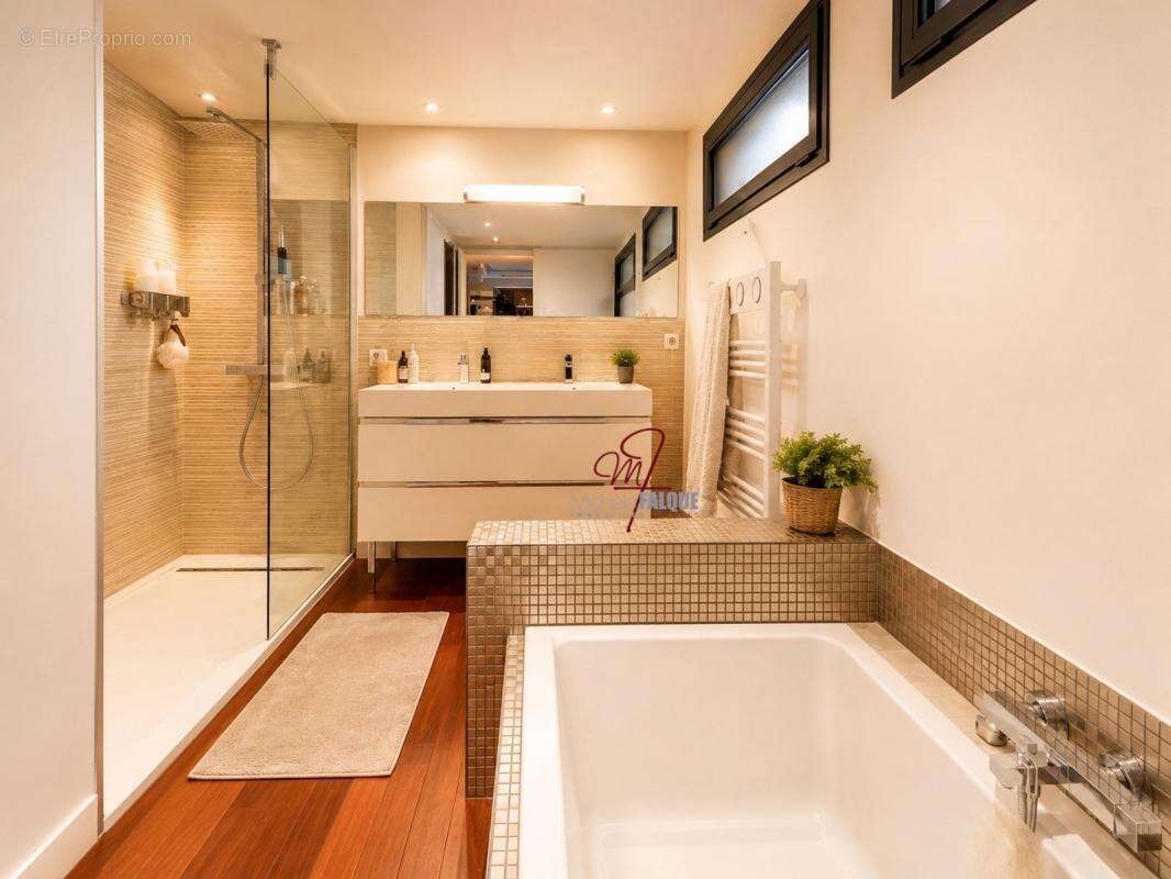 Maison 216 m² à Cassis  - photo 9