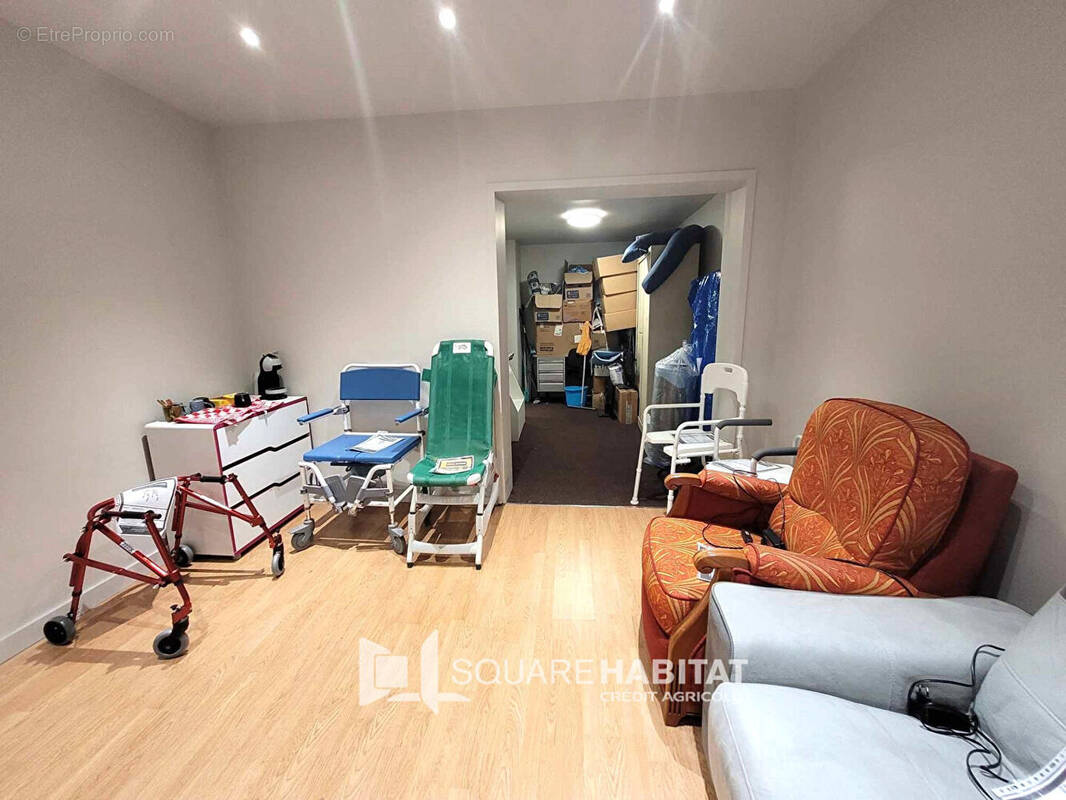 Commerce à SAINT-POL-SUR-MER