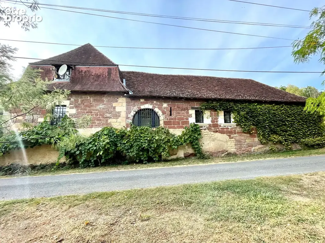 Belle maison en brasier avec dépendances. - photo 3