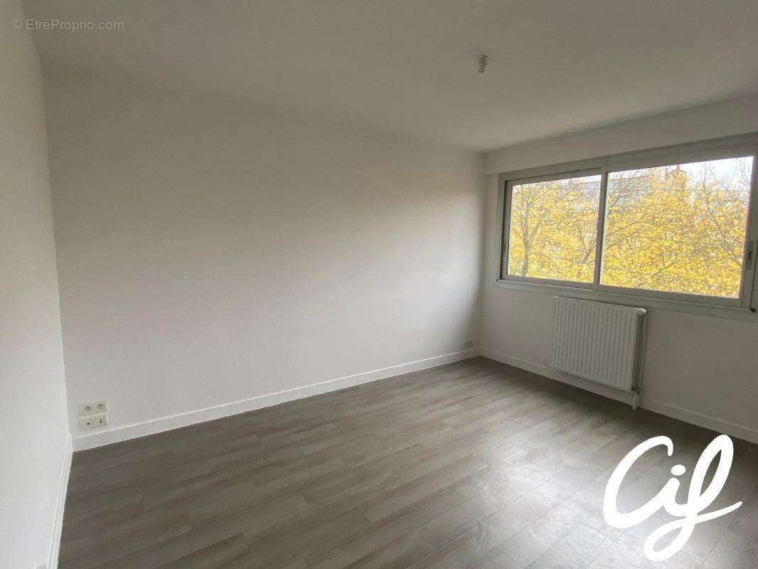 Appartement T1B NANTES Hauts-Pavés - 28.55 m2  106 000 Euros - photo 3