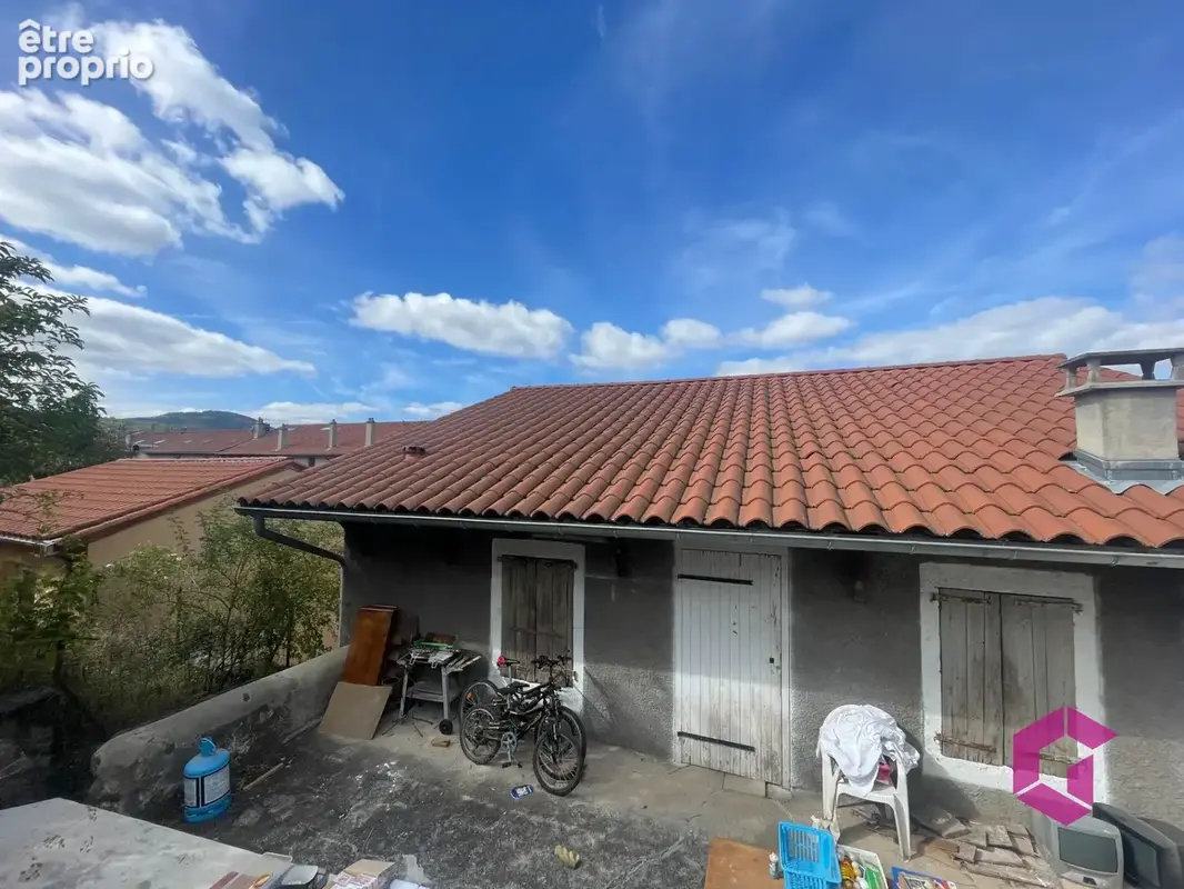 Maison à potentiel, avec Extérieur et Garage au PUY EN VELAY - photo 4