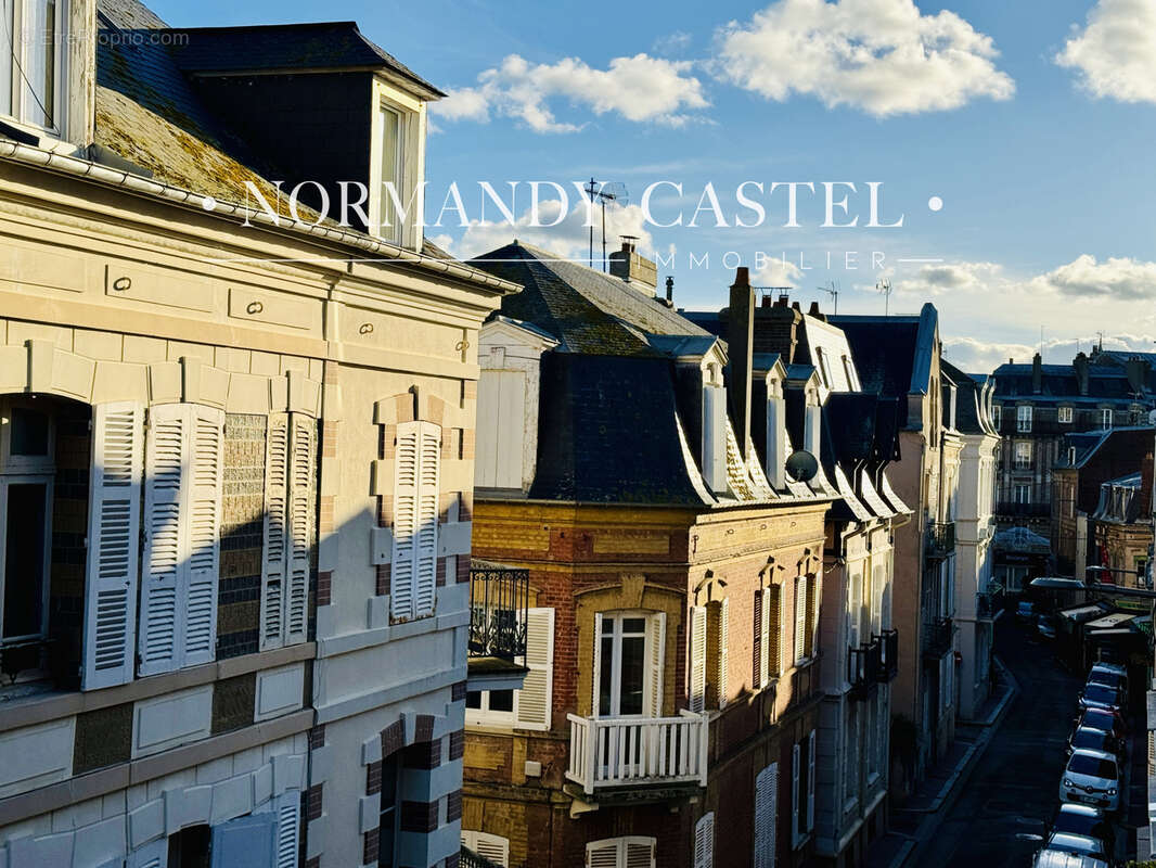 Appartement à TROUVILLE-SUR-MER