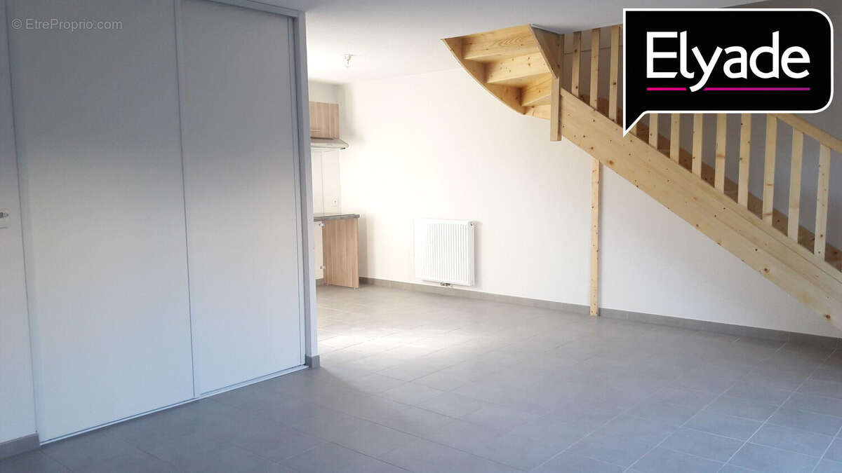 Appartement 78 m² à Fargues-Saint-Hilaire  - photo 2