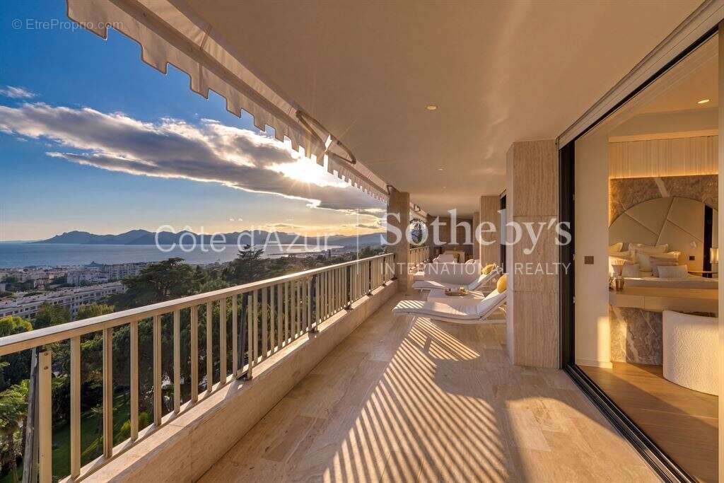Appartement à CANNES