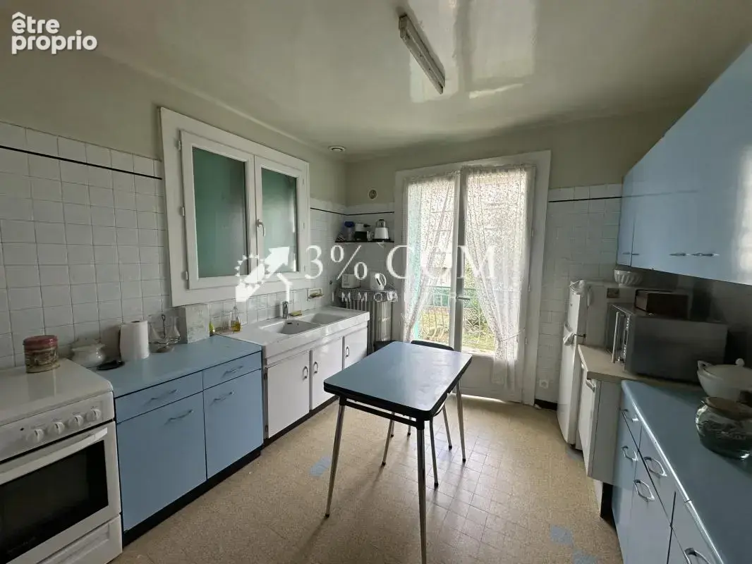 Maison de ville sur deux niveaux avec 2 garages - photo 6