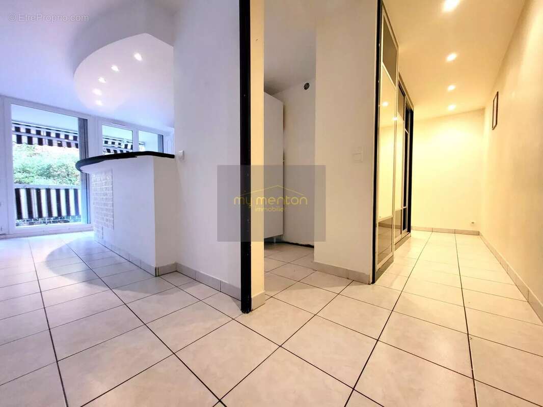 Appartement à BEAUSOLEIL