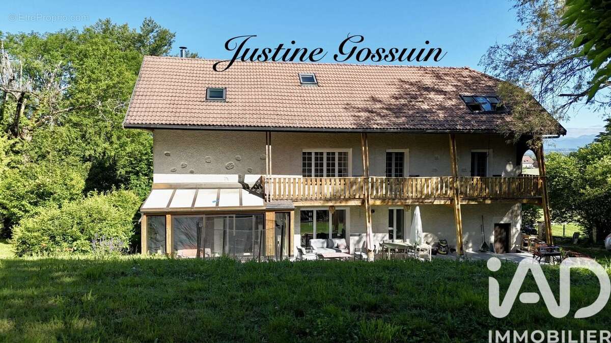 Maison 260 m² à Mesigny  - photo 2