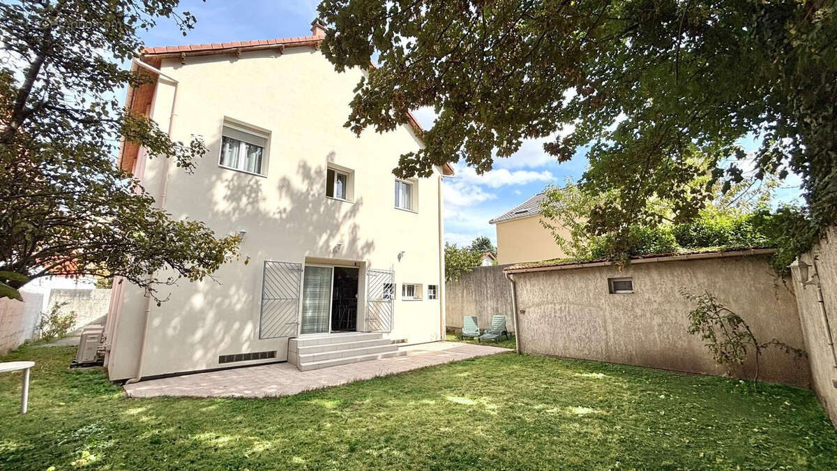 Maison à ENGHIEN-LES-BAINS