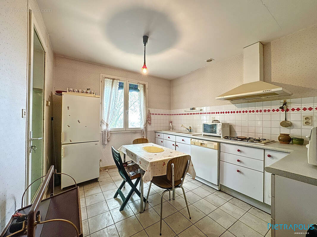 Maison à PONT-DE-VEYLE