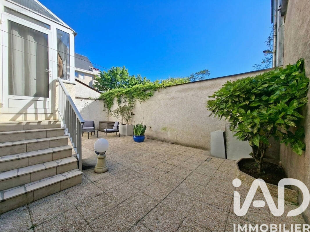 Photo 1 - Maison à TOURS
