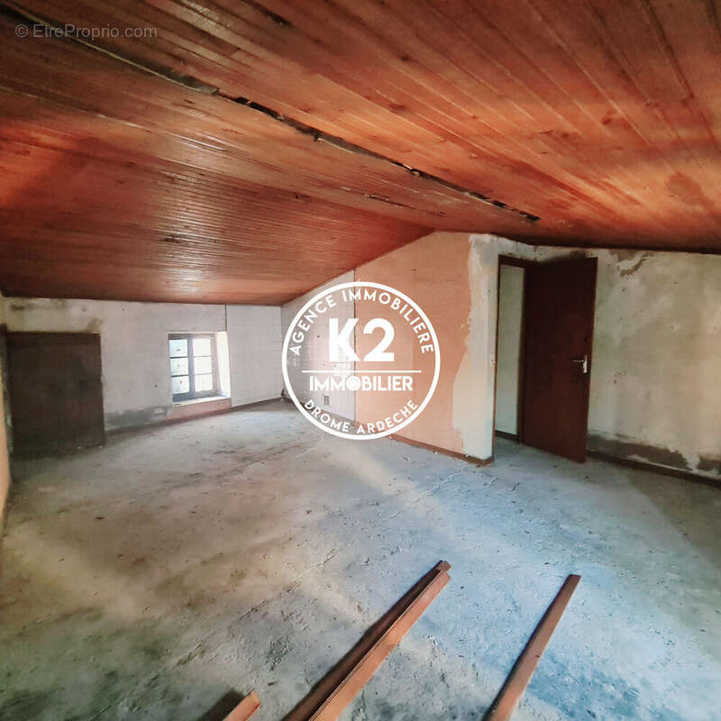 Appartement à SAUZET