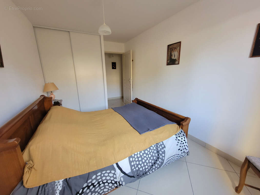 Appartement à LEZIGNAN-CORBIERES