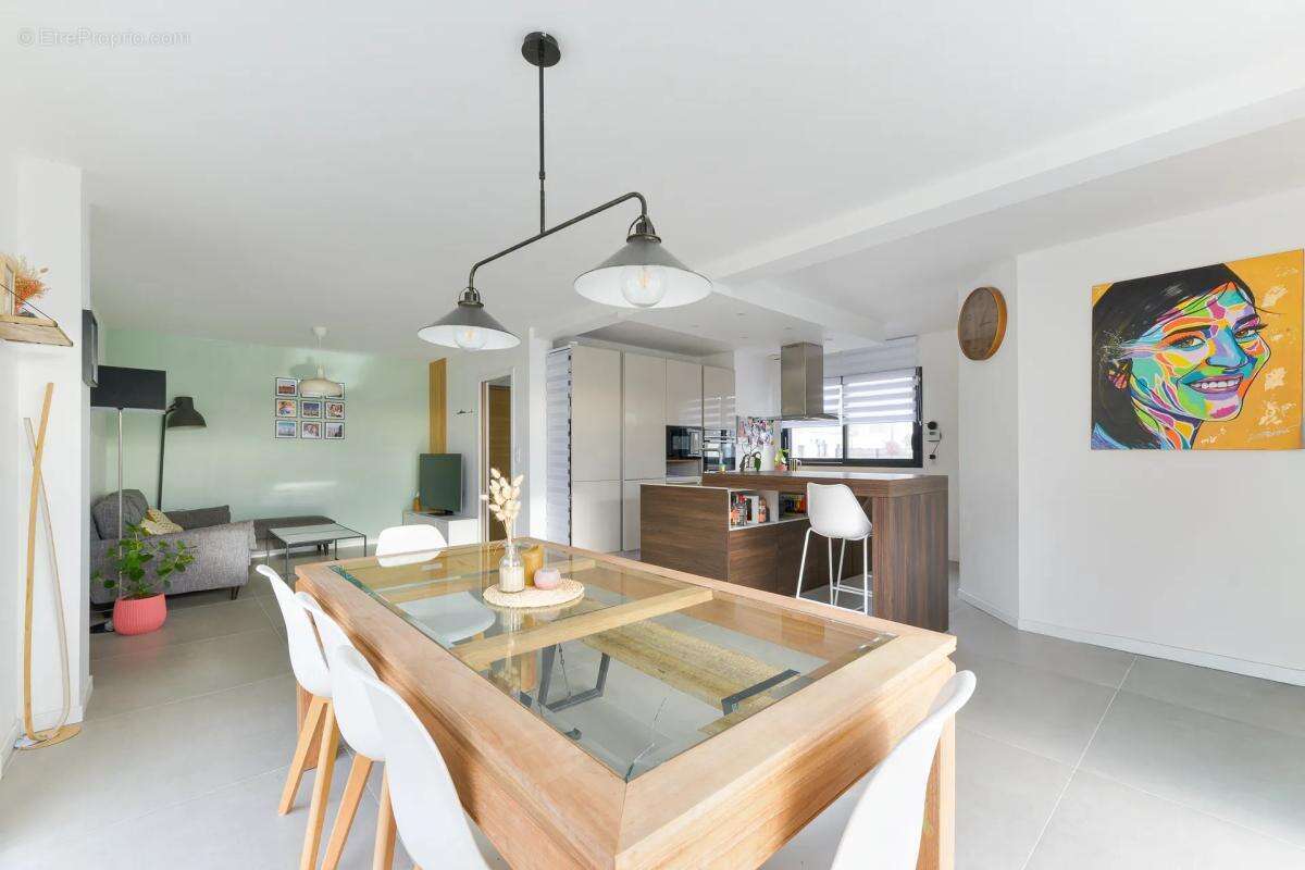 Maison à TREILLIERES