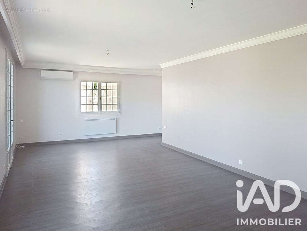 Maison 141 m² à Caussade  - photo 9