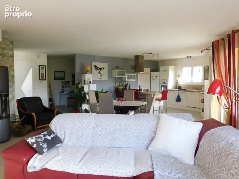 Maison 4 pièces 108 m² à vendre à Montendre (17130) - photo 5