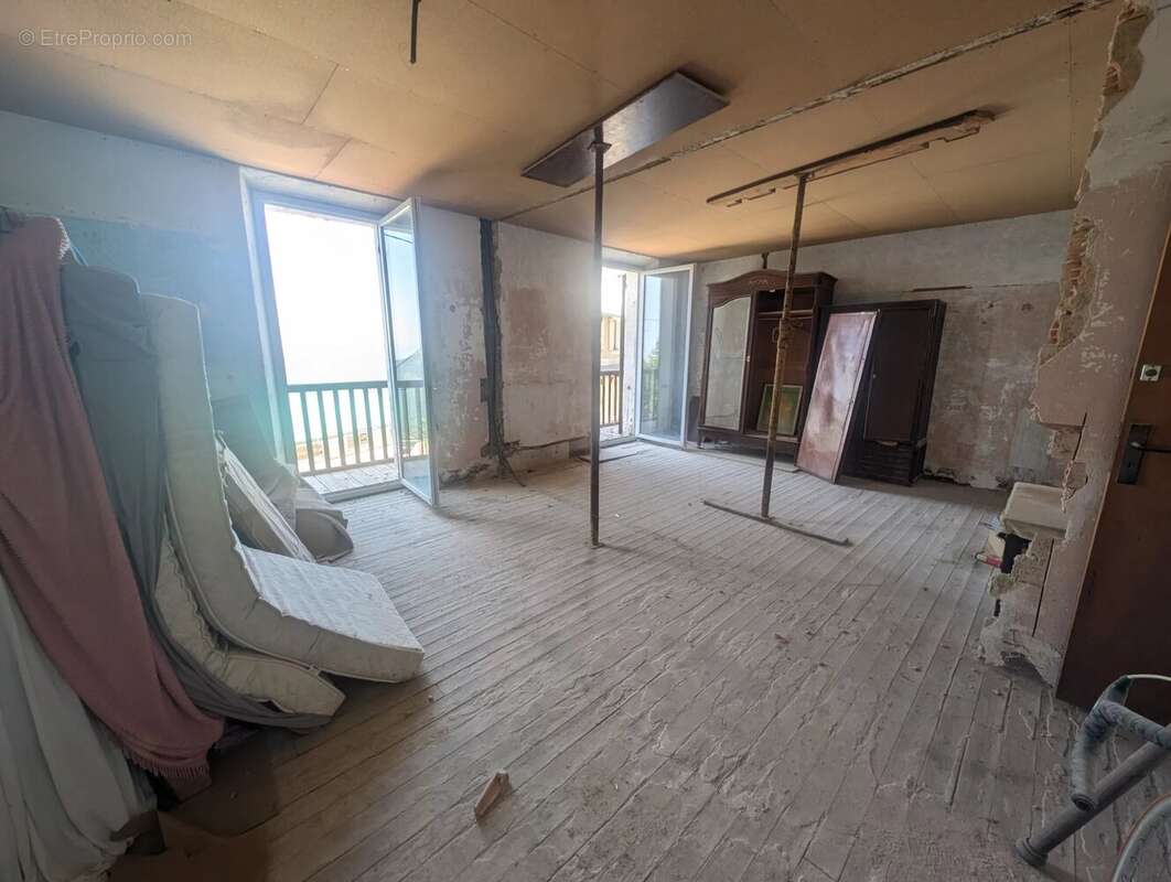 Peira cava : 2 appartements et garage - photo 9