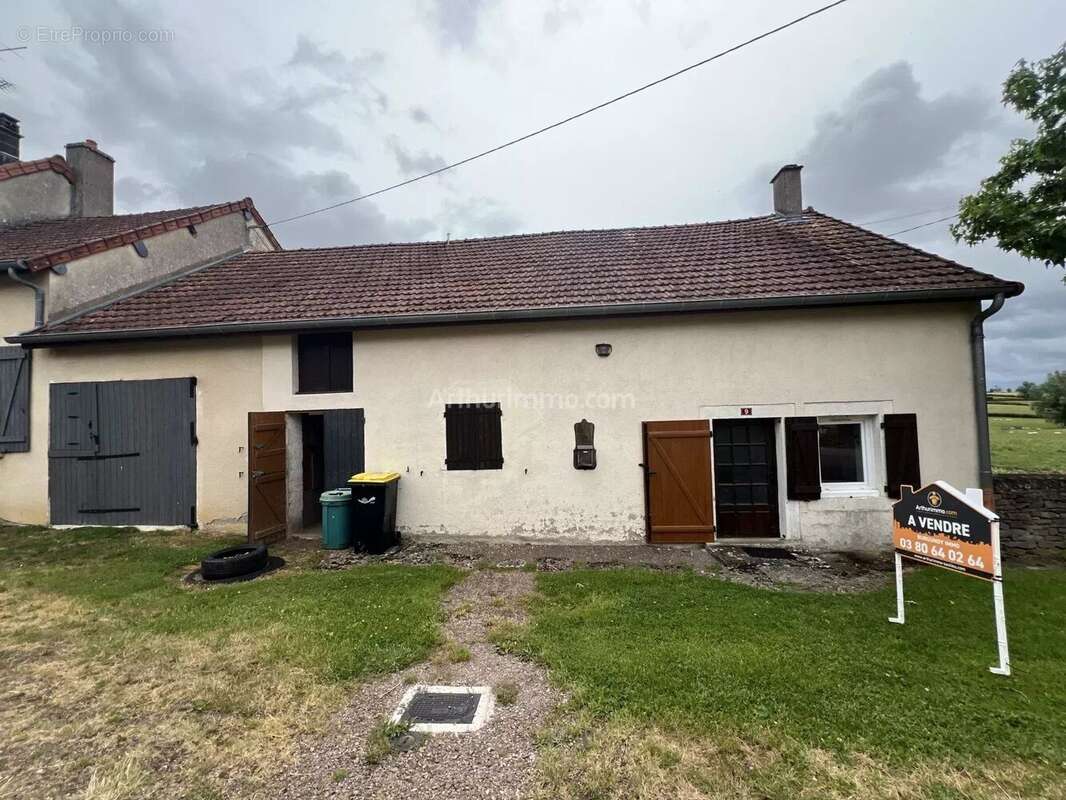 Vente Maison Liernais(21430) 45 000ï¿œ - photo 2