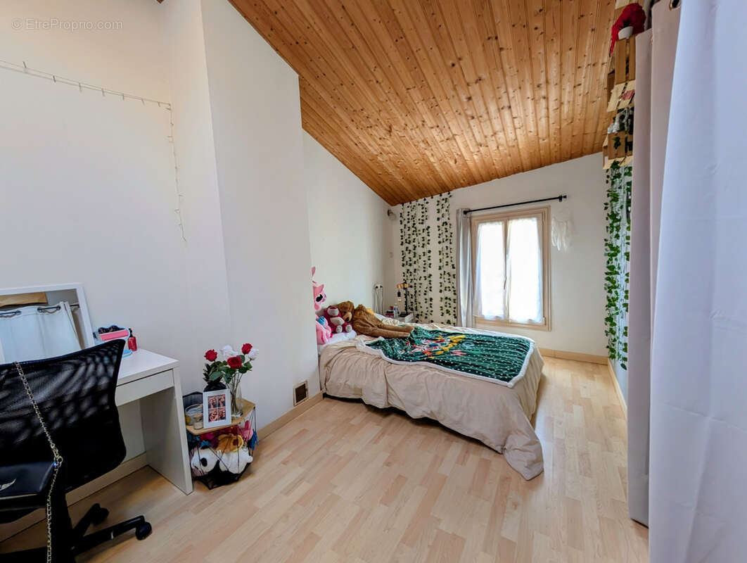 Maison à LES HERBIERS