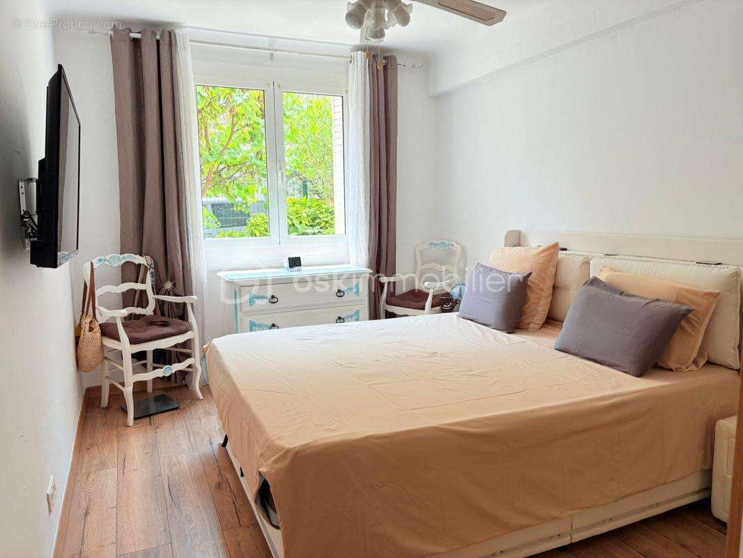 Grand 3/4 pièces traversant de 67 m² – parking privé – Pasteur, Nice - photo 9