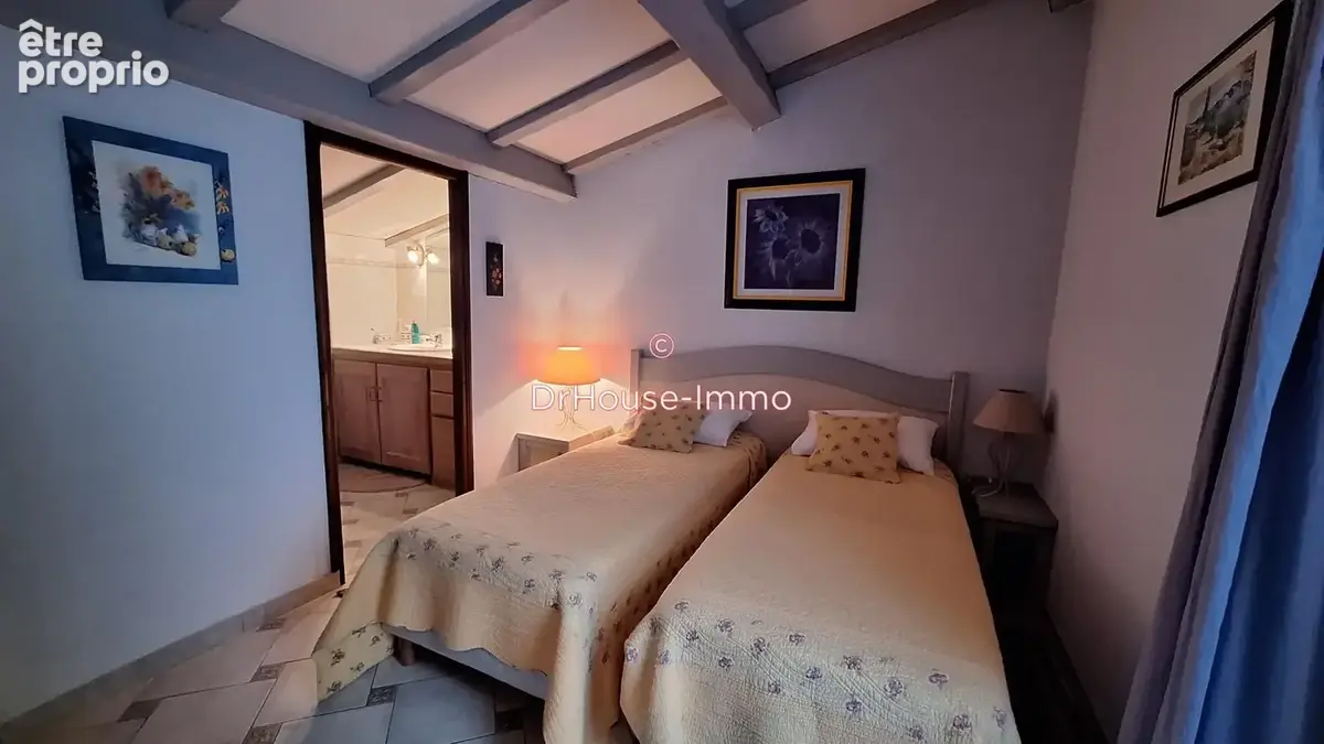 Maison 4 pièces 125 m² à vendre à Collobrieres (83610) - photo 39