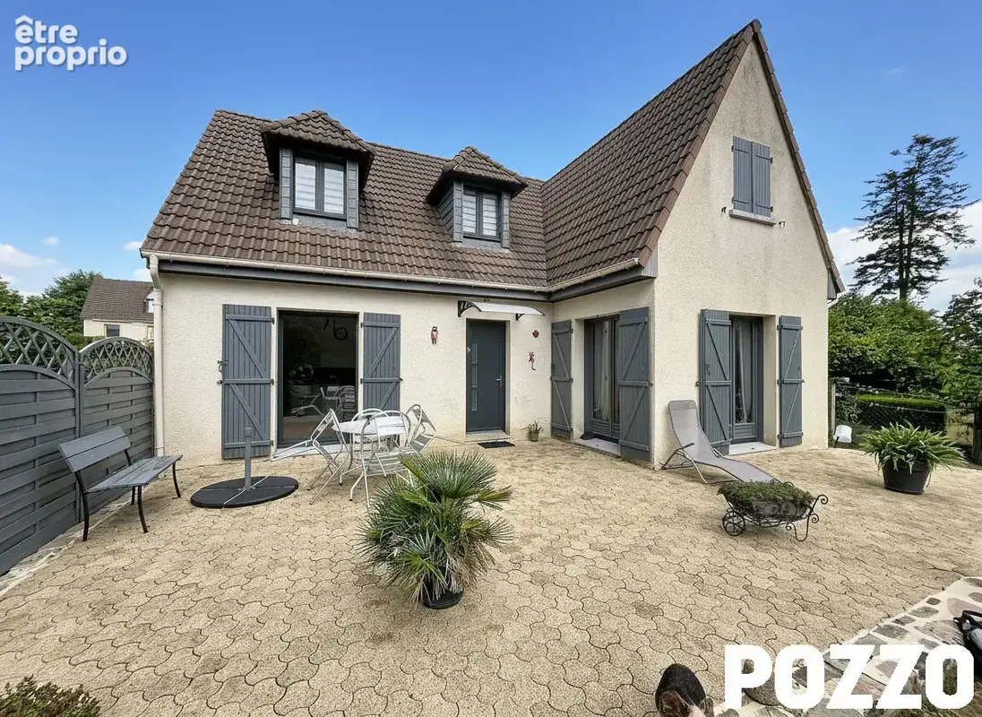 Photo Maison à Vassy au prix de 179 500€