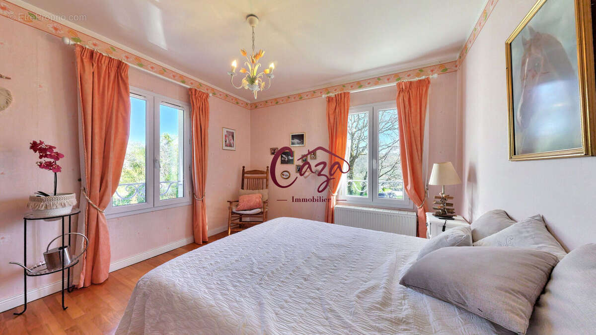 Maison à SALLEBOEUF