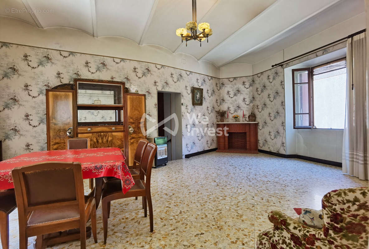 Maison 171 m² à Saint-Paul-Le-Jeune  - photo 6