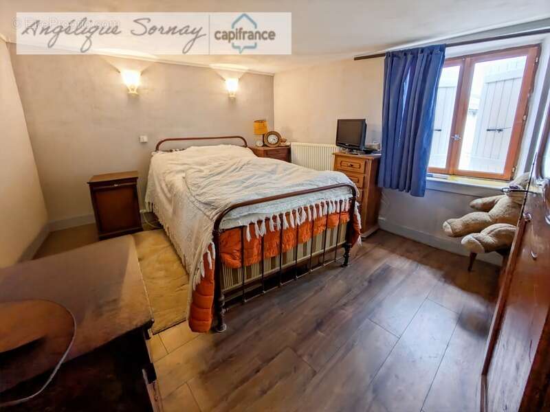 Maison à SAINT-JULIEN