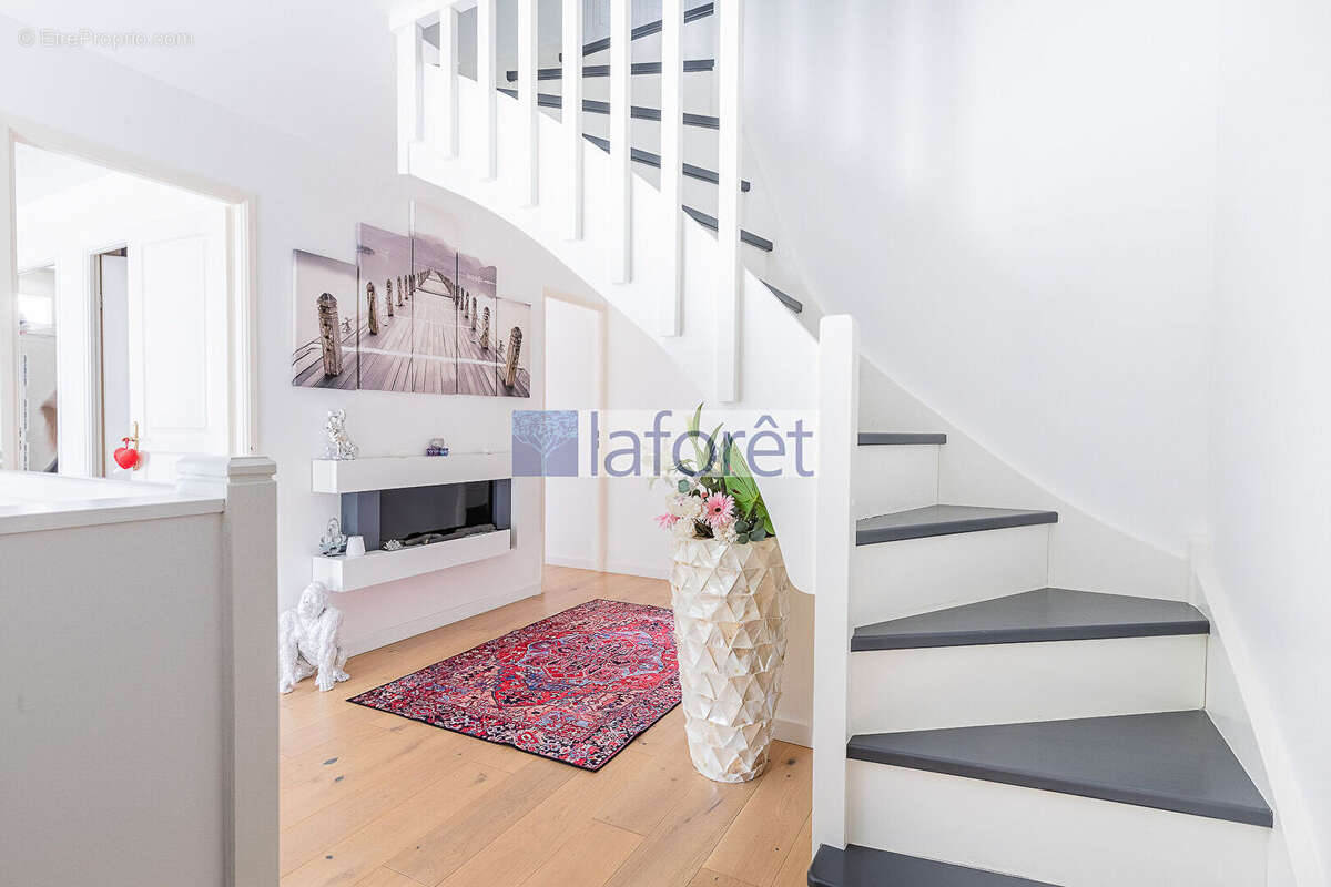 Maison à LONGJUMEAU