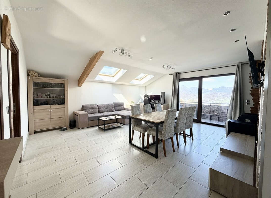 Appartement à SCIONZIER