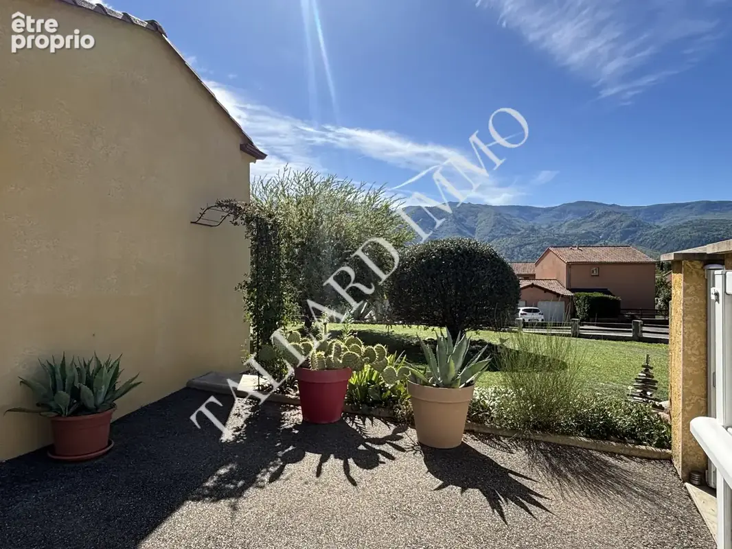 La Saulce, villa de plain-pied, T 4 + garage sur terrain 781 m2. - photo 41