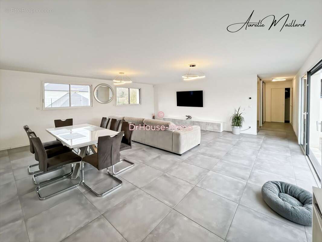 Maison à BRETTEVILLE-SUR-LAIZE