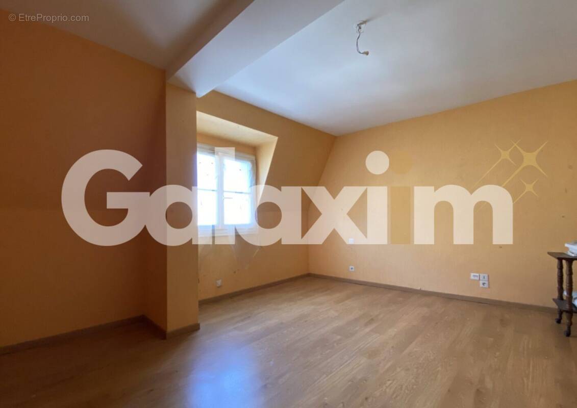Appartement à LA GUERCHE-DE-BRETAGNE