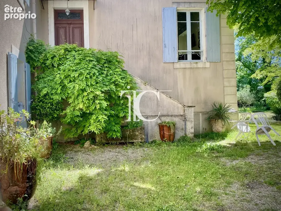 Ales en cevennes, maison de maitre 266m2 et son parc arbore 9666m2, puits, garage - photo 9
