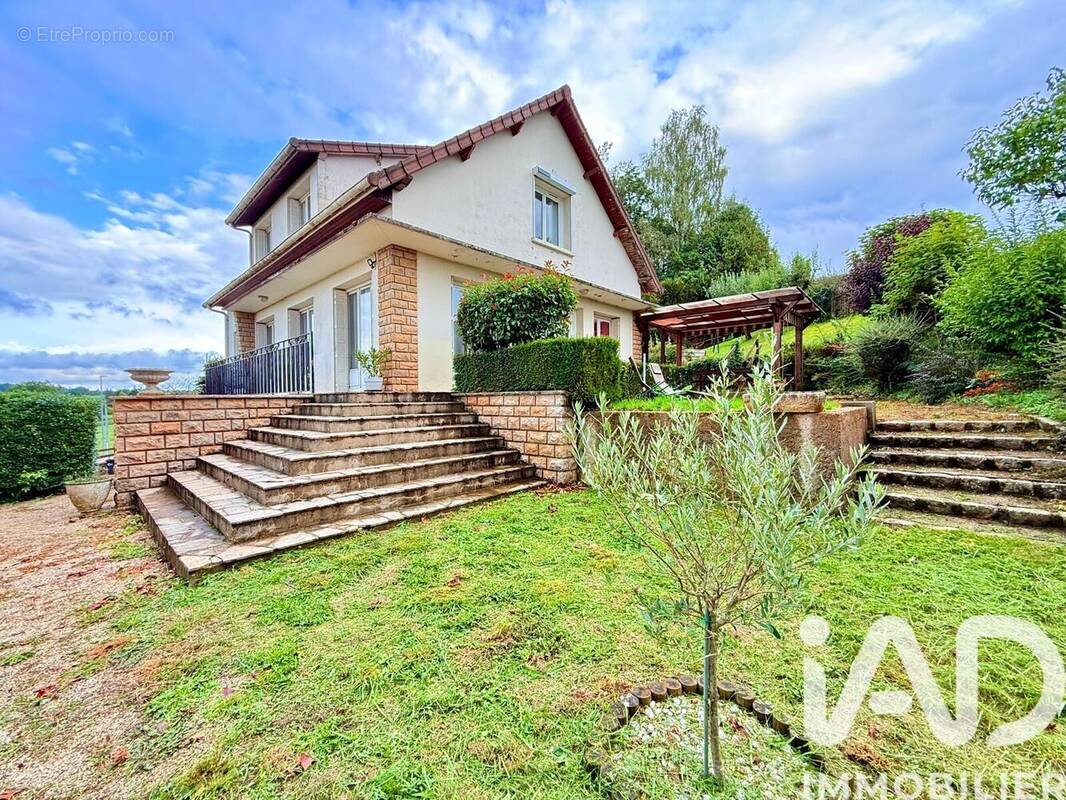 Photo 1 - Maison à CHAROLLES
