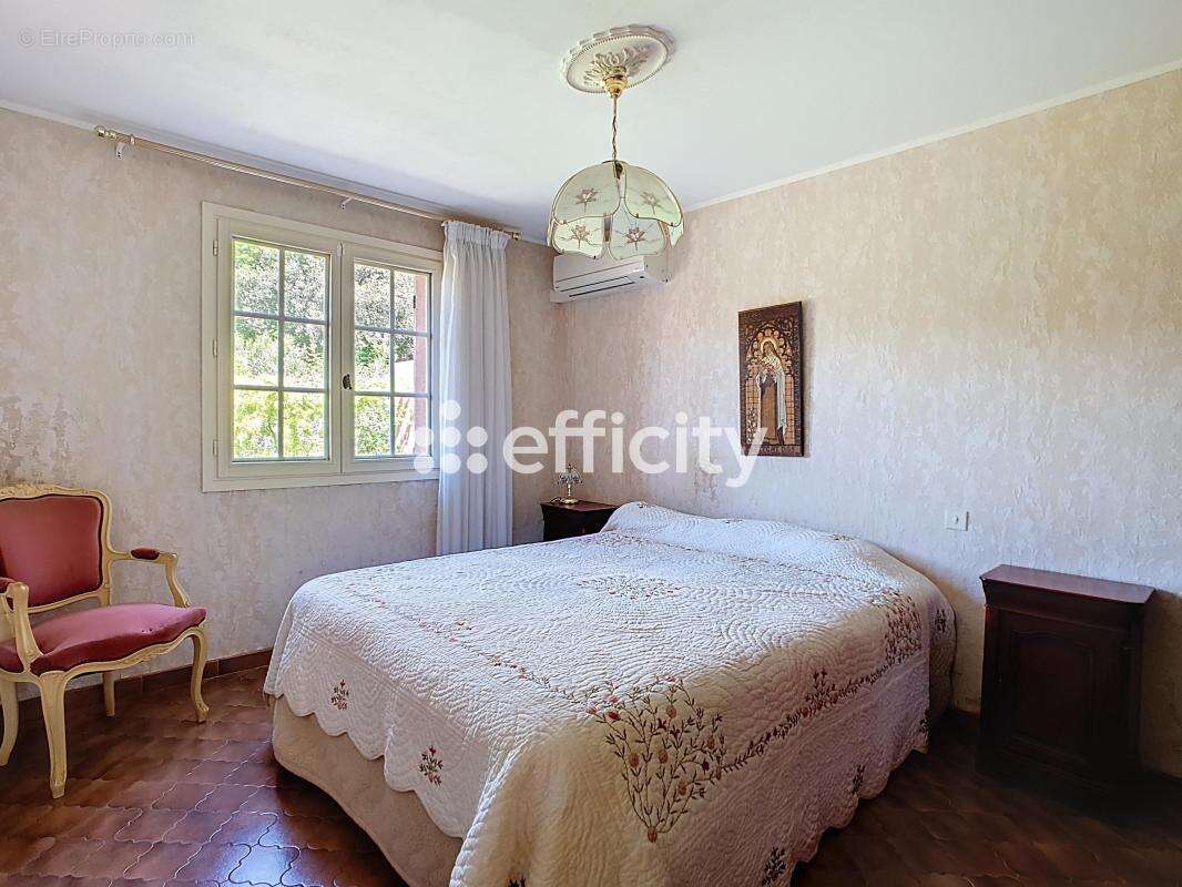 Maison à SAINT-RAPHAEL