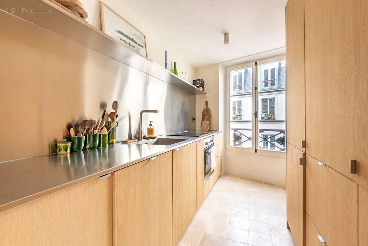 Appartement à PARIS-9E