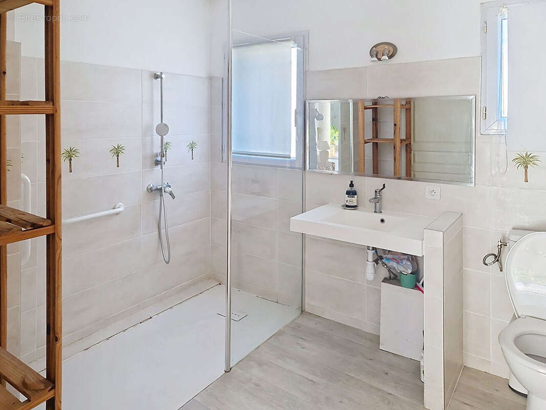 Maison à LES ANGLES