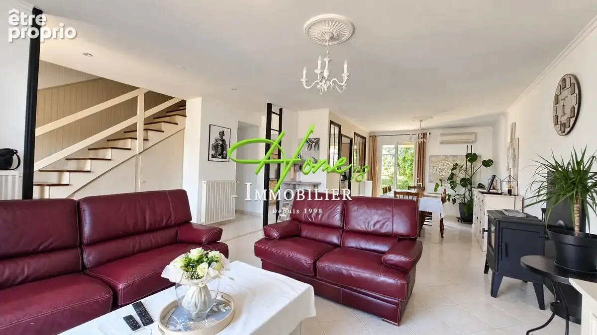 Maison 7 pièces 115 m² à vendre à Saint-Germain-Du-Puy (18390) - photo 3