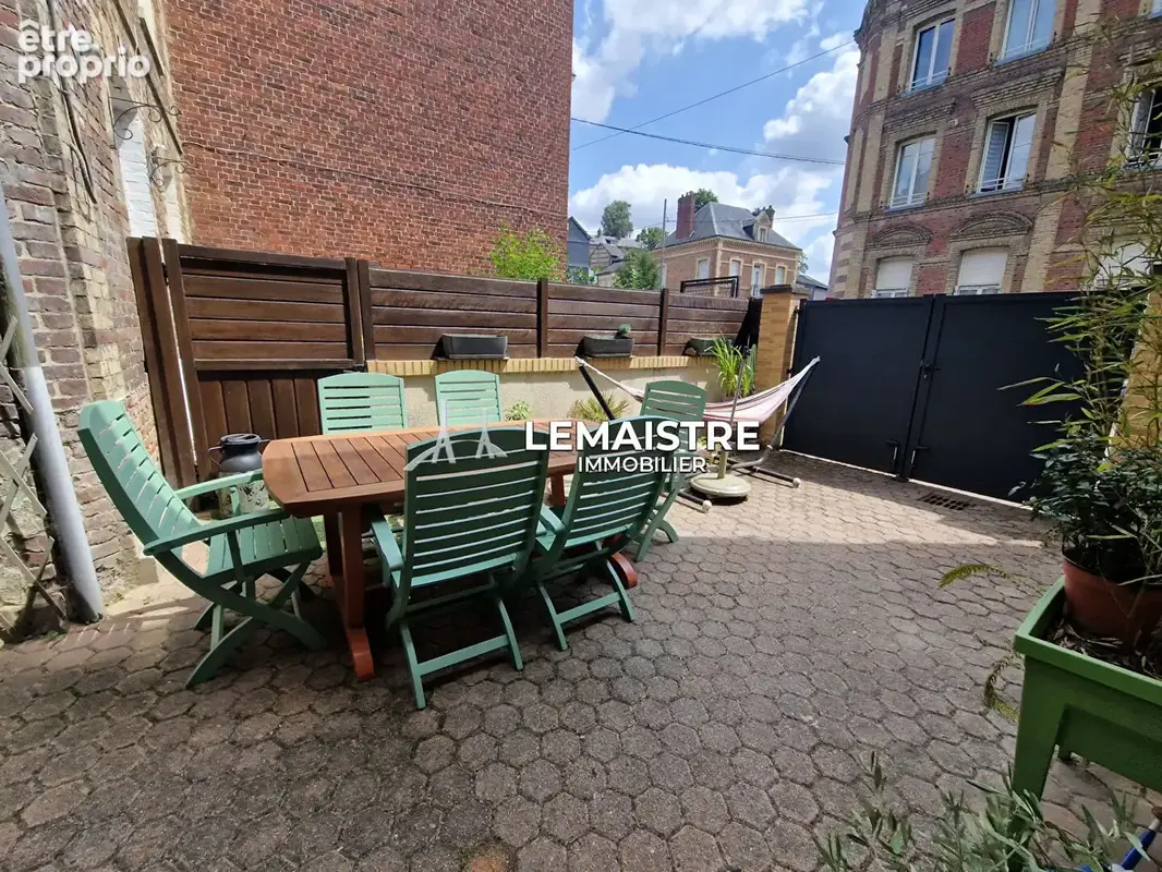 Maison de ville à vendre  - Bolbec - 4 chambres - cour - photo 15